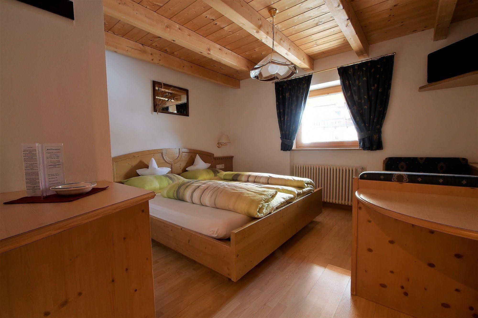 Mirandola Hotel 3*
